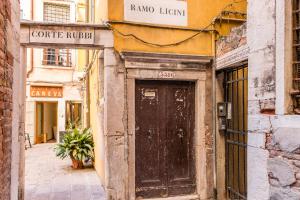 Fotografie z fotogalerie ubytování Palazzo DaPonte by LionHost v Benátkách