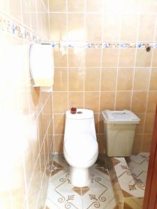 A bathroom at Hotel Ideal, Your House in Quetzaltenango