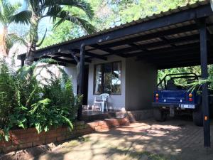 Κήπος έξω από το Umlalazi Cottage