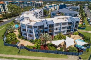 Gallery image of Mylos Holiday Apartments in Alexandra Headland