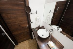 Koupelna v ubytování Colombe Hotel Boutique