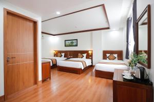 Gallery image of Bảo Hân Hotel in Ha Long +92 photos