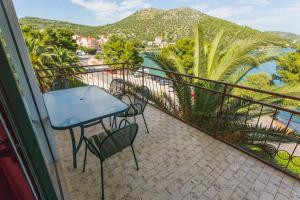 Photo de la galerie de l'établissement Apartments Bilaja, à Marina