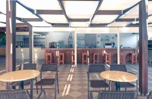 Reštaurácia alebo iné gastronomické zariadenie v ubytovaní Marilena Hotel