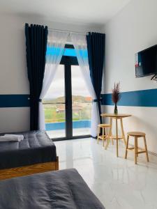 TV a/nebo společenská místnost v ubytování November Villa Đà Lạt