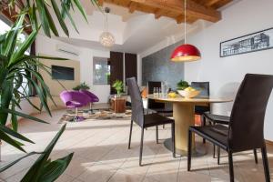Posezení v ubytování Apartments Pri nas