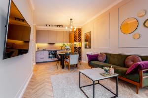 Kuchyňa alebo kuchynka v ubytovaní Apartament 53 Długie Ogrody Gdańsk