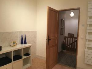 Fotografie z fotogalerie ubytování La Maison d'Olives v destinaci Nouic