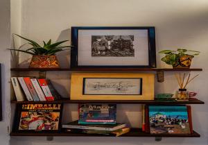 A biblioteca deste riad