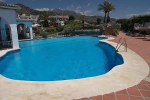 A piscina localizada em Nerja Villas-Capistrano ou nos arredores