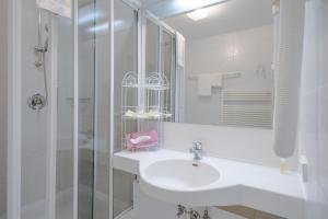 Koupelna v ubytování Hotel Bartholomäus