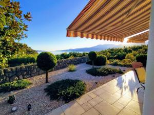 Vonkajšia záhrada v ubytovaní Sea View - Casa di Arijana
