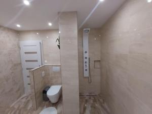 Koupelna v ubytování Apartmán NAVRCHU