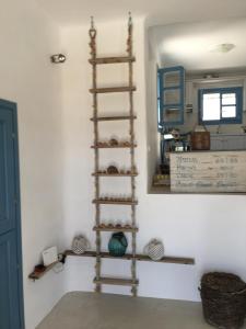 Fotografia z galérie ubytovania "Anemoskala" Cycladic Traditional House v destinácii Loutrá