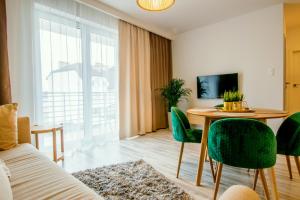 Μια τηλεόραση ή/και κέντρο ψυχαγωγίας στο W&K Apartments - Green Suite - Faktura VAT, Parking