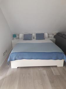 Postel nebo postele na pokoji v ubytování Studio apartman Zagreb Horvati