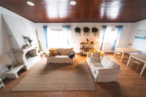 Gallery image of Gundi House in Ericeira