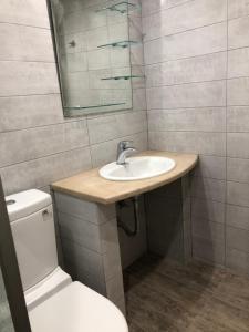 Kúpeľňa v ubytovaní Orange_Blue_Aparment №1