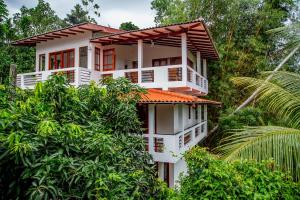 Gallery image of Happy Villa in Hikkaduwa