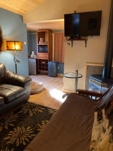 TV/trung tâm giải trí tại Twisp River Suites