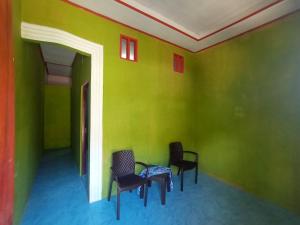Raja Ampat Sandy Guesthouse的休息区