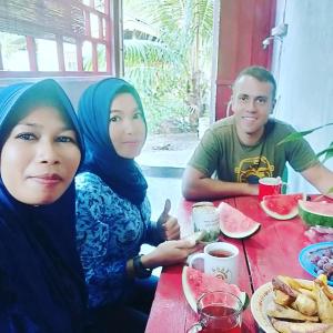 入住Raja Ampat Sandy Guesthouse的客人