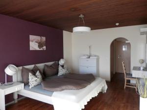 Posteľ alebo postele v izbe v ubytovaní Dahoam by Sarina - Rooms & Suites