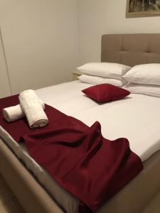Postel nebo postele na pokoji v ubytování Academy Hotel