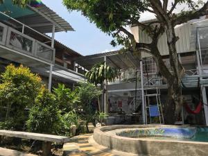 Το κτήριο όπου στεγάζεται  το hostel