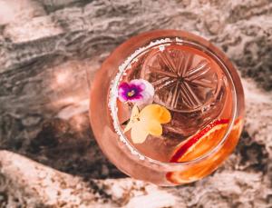 Bebidas em Branco Mykonos