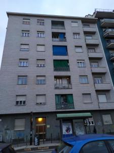 Tòa nhà nơi căn hộ tọa lạc