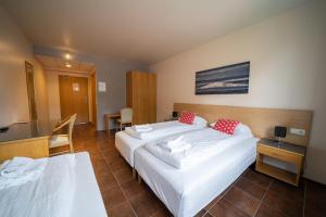 Ліжко або ліжка в номері North Star Hotel Olafsvik