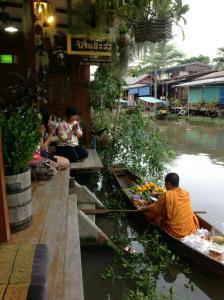 Afbeelding uit fotogalerij van Baan Ing Suan in Amphawa