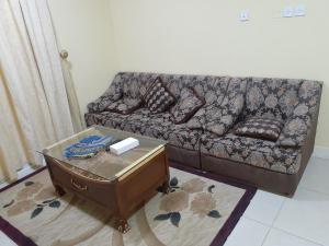Fotografie z fotogalerie ubytování فندق الجوهرة v destinaci Al-Burajmi