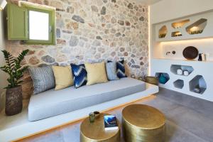 O zonă de relaxare la Aeon Suites - Adults Only