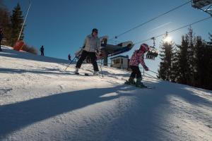 Επισκέπτες που μένουν στο SALAMANDRA Hotel
