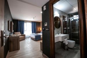 Foto dalla galleria di CABA HOTEL &SPA a Smirne Altre 24 foto