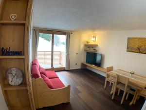 TV a/nebo společenská místnost v ubytování ILIA House