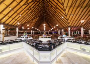 Restaurace v ubytování Fihalhohi Maldives