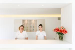 Kritikakis Village Hotel的员工