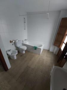 Salle de bains dans l'établissement Apartamento Balcones del Tajo