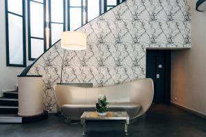 Istumisnurk majutusasutuses Logis Hôtel Le Miramont