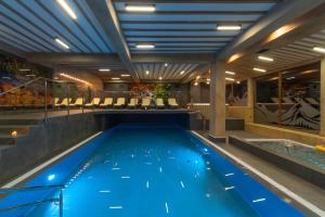 Bazén v ubytovaní Helan Family & SPA alebo v jeho blízkosti