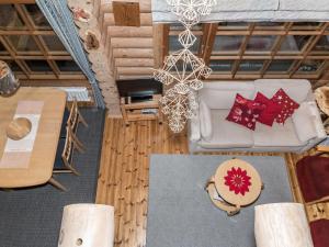 Posezení v ubytování Holiday Home Tievankivi by Interhome