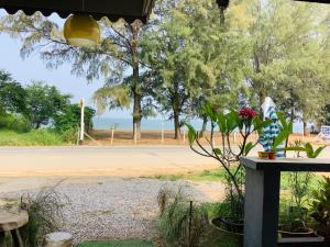Zahrada ubytování โรงแรมฟร้อนบีช frontbeach