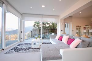 Gallery image of Loft Mirage in Cadegliano Viconago