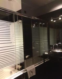 Koupelna v ubytování Hotel Cezaria