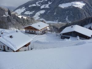 Oberschoellberghof semasa musim sejuk