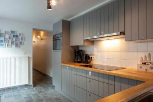 Kuchyň nebo kuchyňský kout v ubytování Plumer House