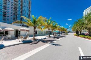 Kejiranan di persekitaran atau kejiranan dekat dengan apartmen